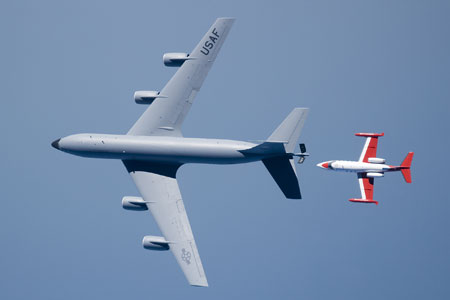 Automated Aerial Refueling - Learjet and Boeing KC-135R tanker