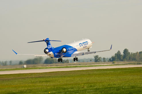 Bombardier CRJ1000 NextGen First Flight